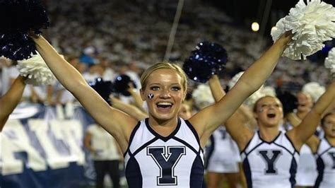 hot cheerleaders college|The Hottest Cheerleaders You Will See During March Madness